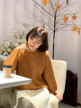 Load image into Gallery viewer, Áo len thỏ Xinh Sang 260k