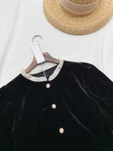 Load image into Gallery viewer, Áo Nhung Xinh yêu peplum 200k