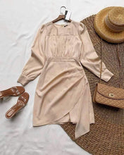 Load image into Gallery viewer, Đầm Xinh yêu 270k