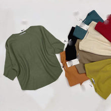 Load image into Gallery viewer, Áo len Tay dơi sang Xinh 250k