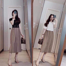 Load image into Gallery viewer, Chân váy MiDi dập ly DRT siêu xinh 260k