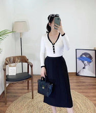 Load image into Gallery viewer, Chân váy MiDi dập ly DRT siêu xinh 260k