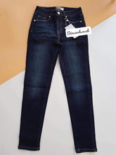Load image into Gallery viewer, Skinny jean sang xịn 260k